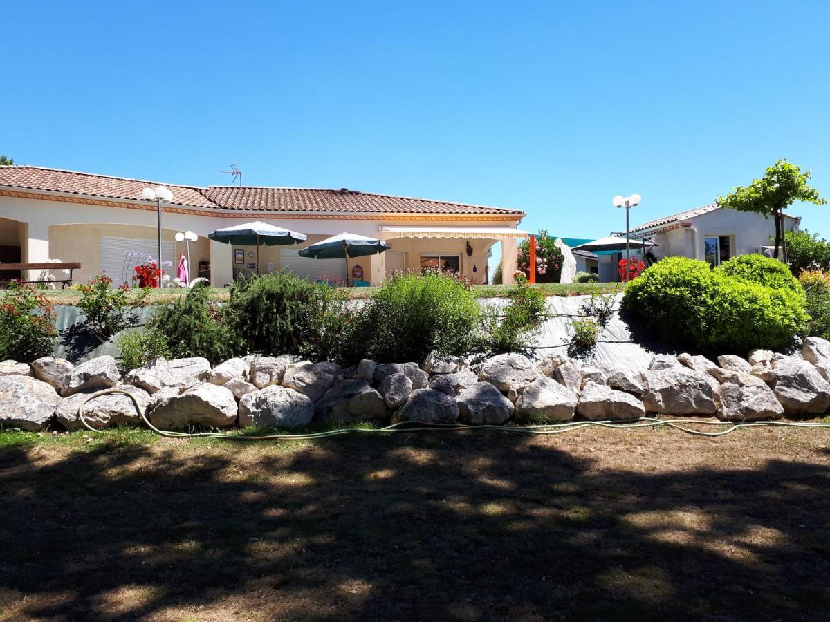 La Chenaie Bed and Breakfast Sainte-Marthe  Εξωτερικό φωτογραφία